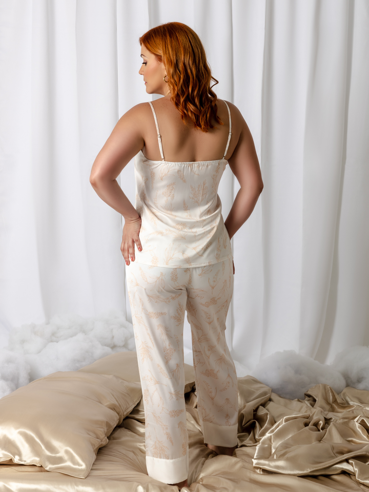 Pijama Mujer Satinada Ivory Serenity – Set de 3 Piezas con Kimono, Top y Pantalón Largo